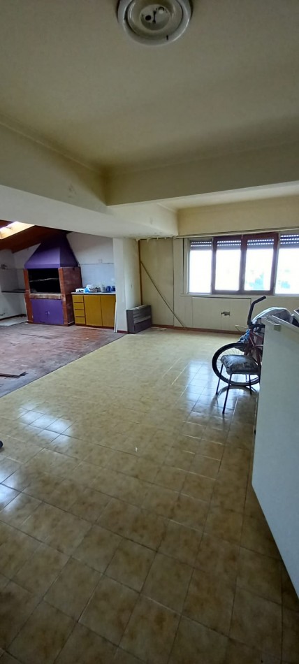 Se vende en Block, Cochera, Quincho y Baulera. Edificio Fermo