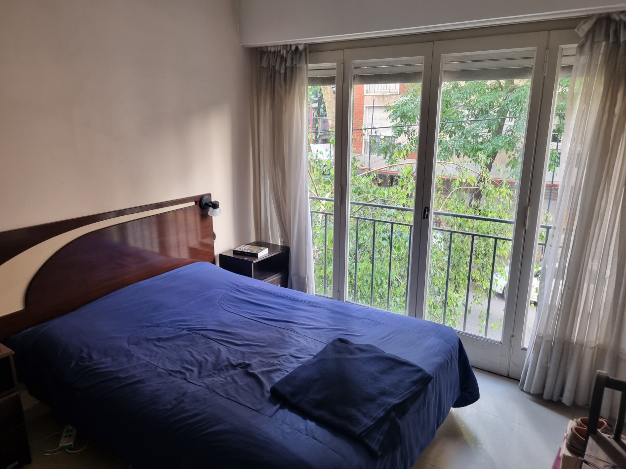 Departamento 2 ambientes a la calle