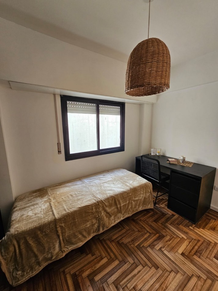 Departamento tres ambientes a la calle totalmente reciclado