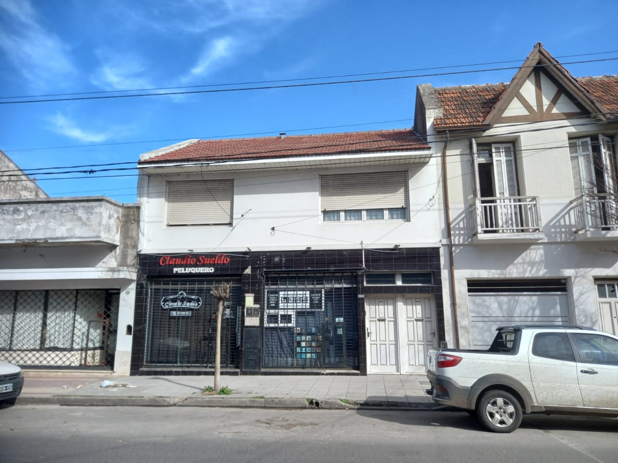 Propiedad en Block en Venta. Rivadavia y Dorrego.