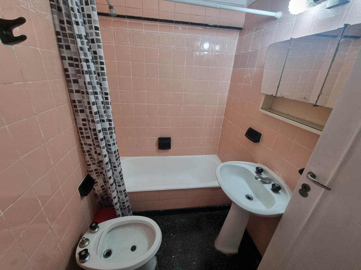 Departamento dos ambientes zona Aldrey