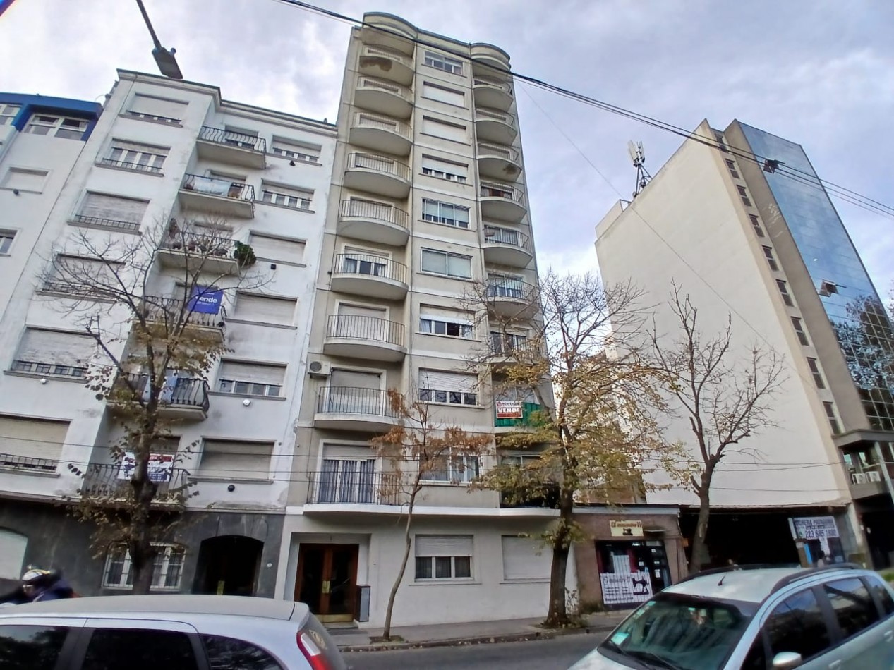 Departamento 3 ambientes, Sobre Diagonal Alberdi, Invertido! Estado Original.