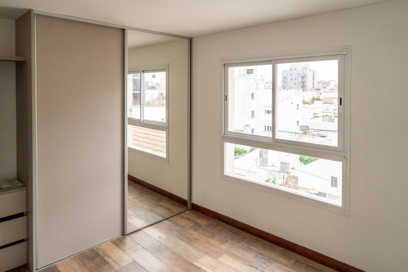 Semipiso a estrenar 2 ambientes con cochera