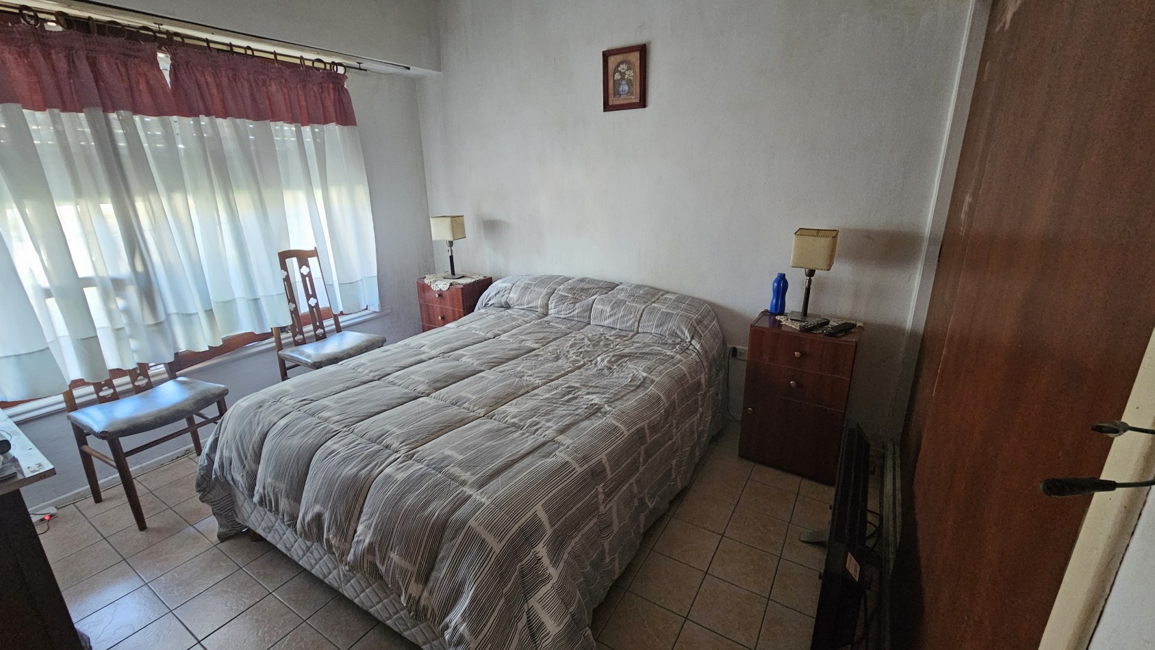 Chalet 3 ambientes con dependencia cochera y jardin cerca del mar