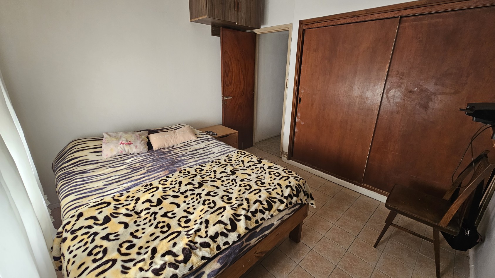 Chalet 3 ambientes con dependencia cochera y jardin cerca del mar