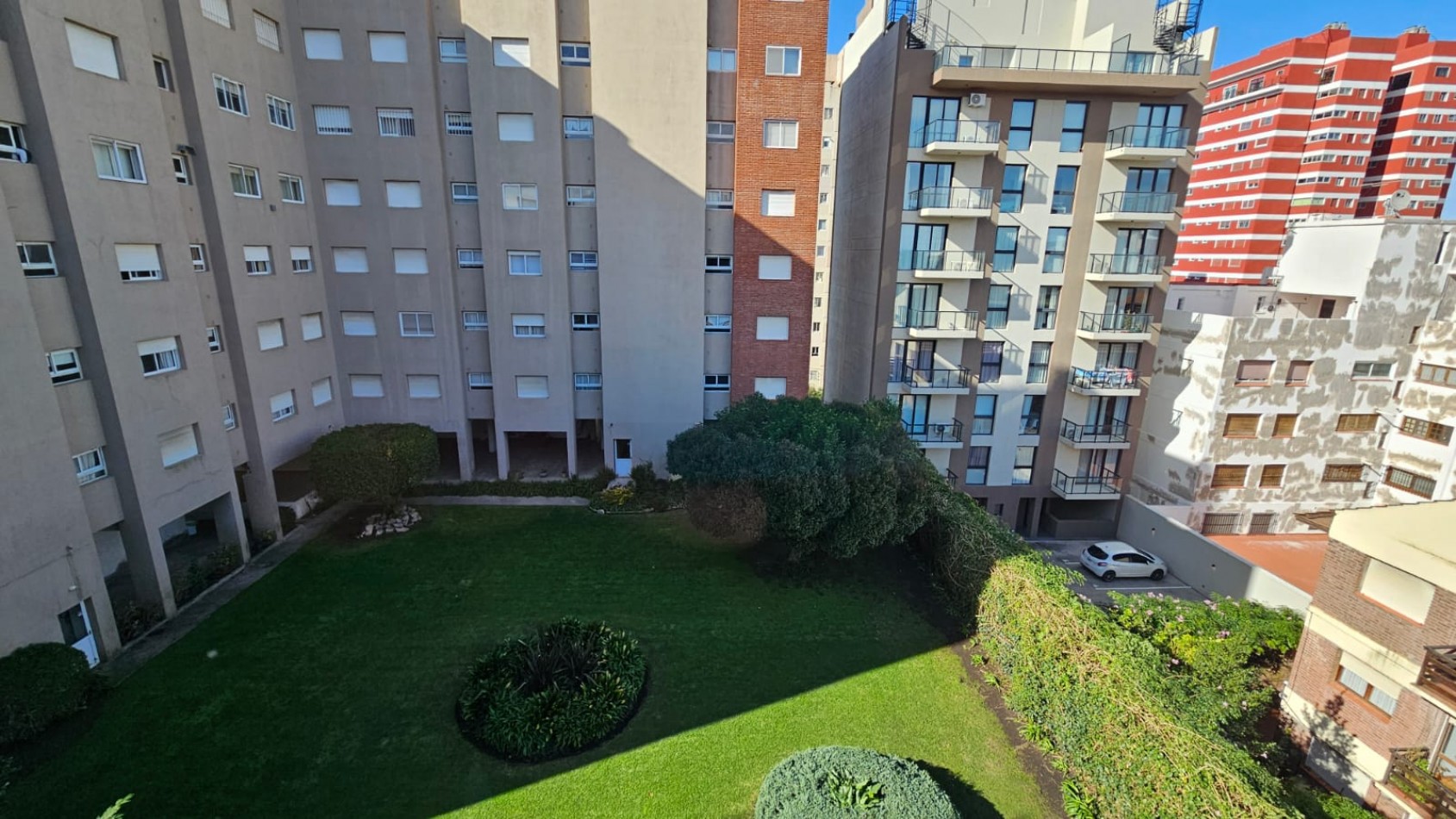 Departamento Cuatro Ambientes, Zona Alem