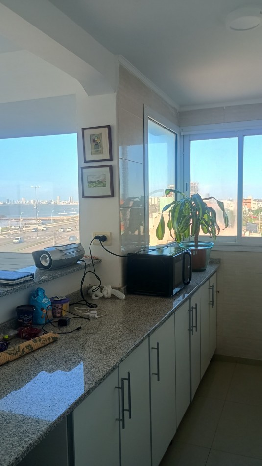 Depto 3 ambientes vista al mar, cochera y amenities 