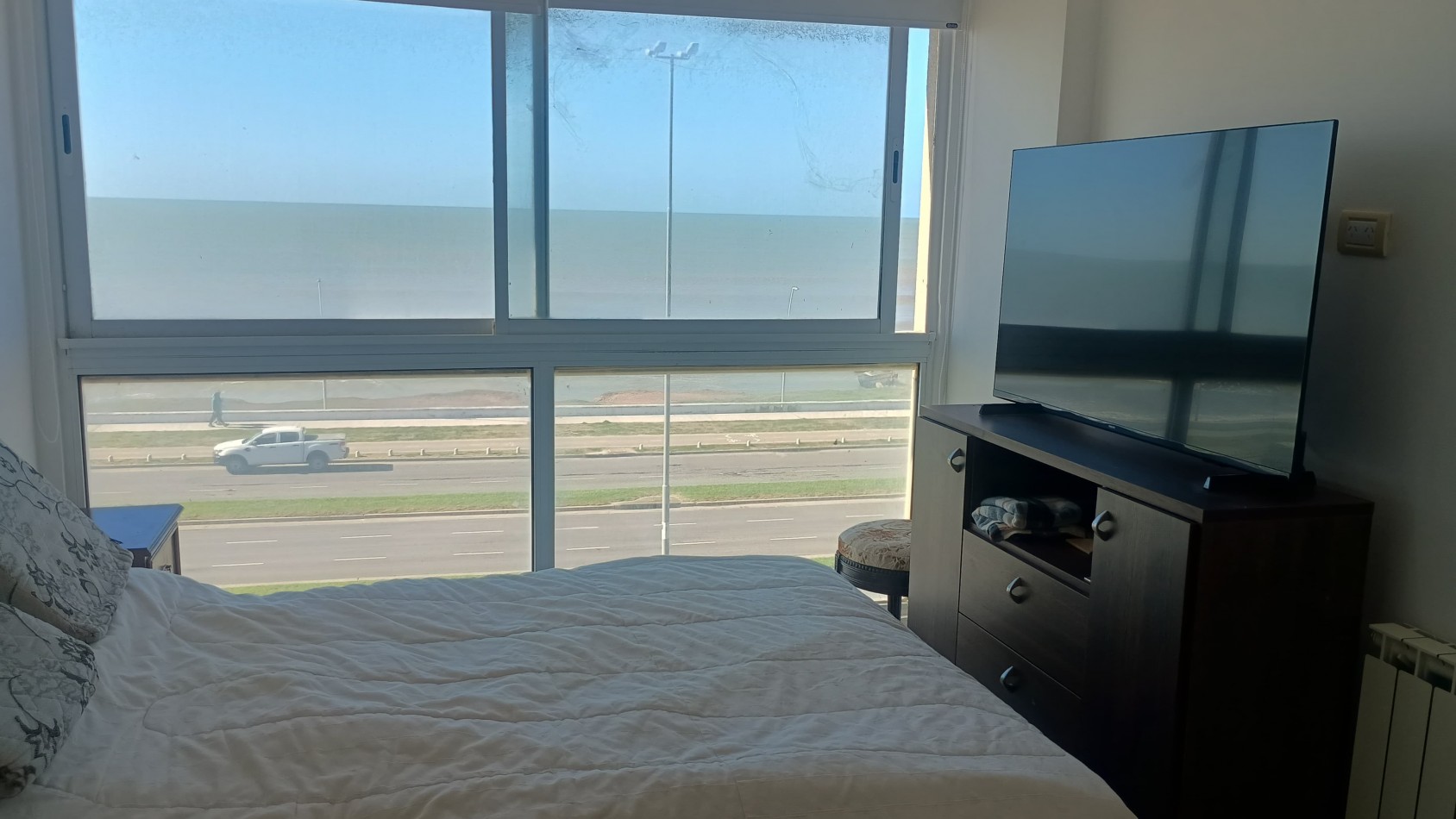 Depto 3 ambientes vista al mar, cochera y amenities 