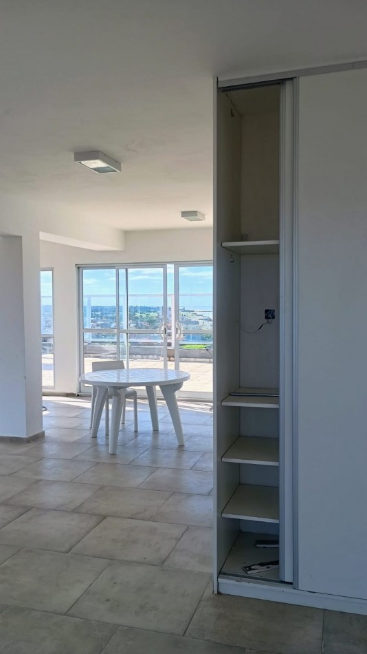 Depto 3 ambientes vista al mar, cochera y amenities 