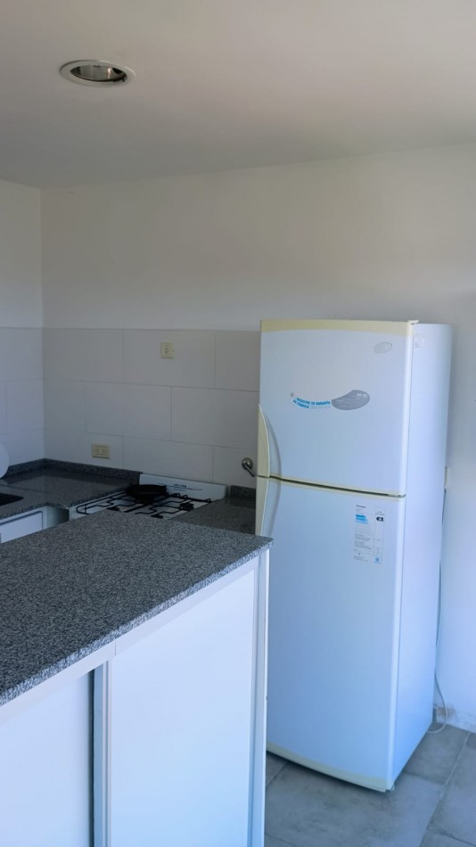 Depto 3 ambientes vista al mar, cochera y amenities 