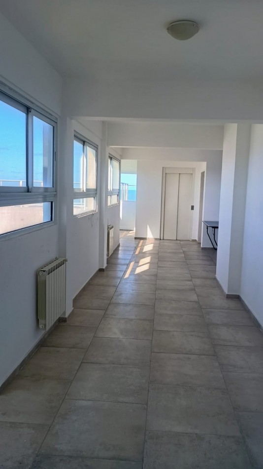 Depto 3 ambientes vista al mar, cochera y amenities 