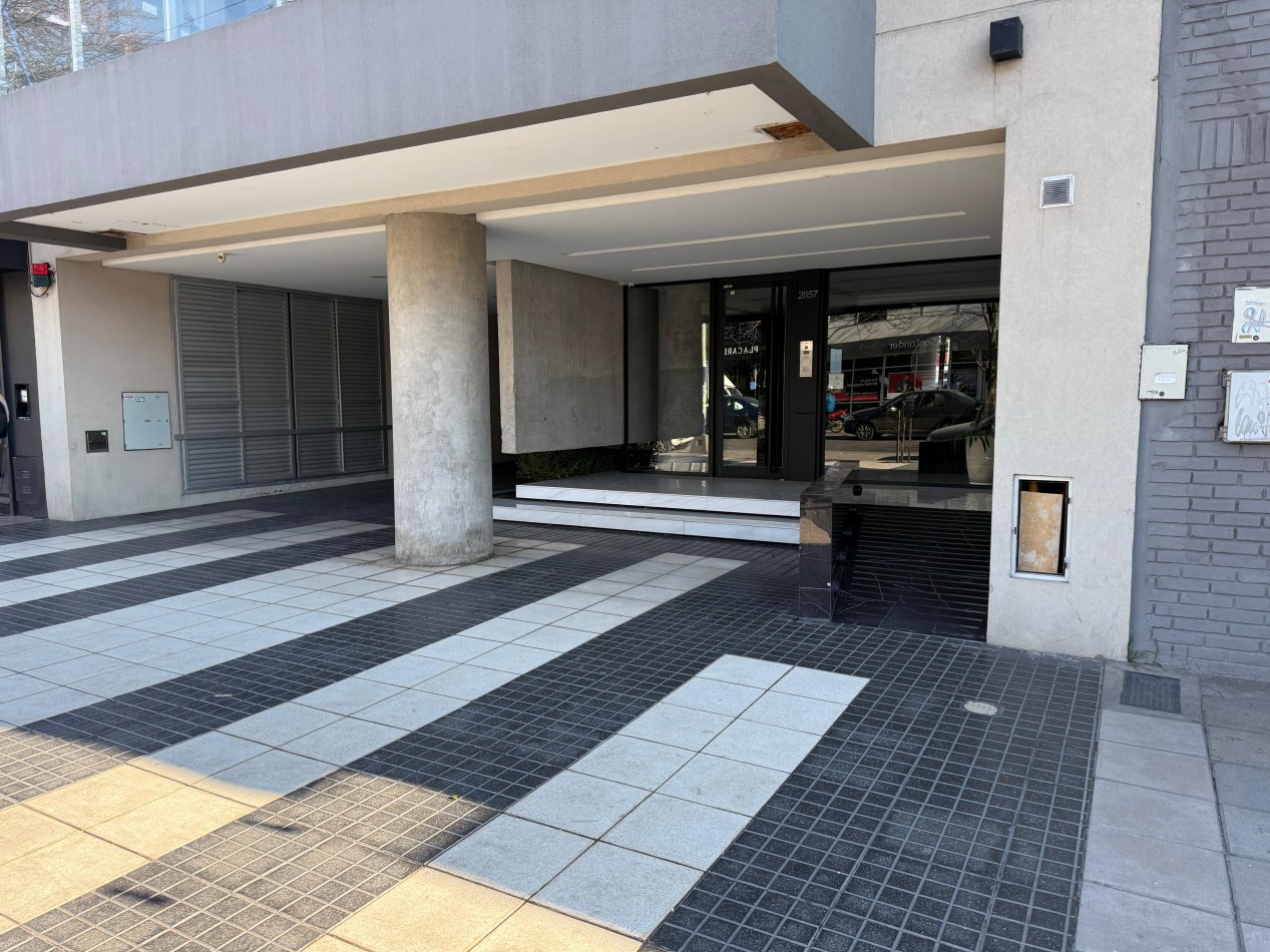 Venta | Departamento dos Ambientes en edificio moderno  - Independencia y Garay