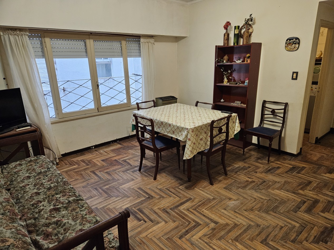 Venta | Departamento dos ambientes Plaza Colon