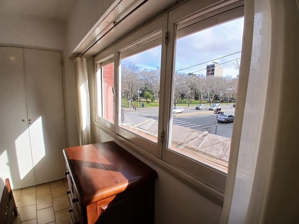 VENTA DEPARTAMENTO 2 AMBIENTES, 14 DE JULIO Y AV. COLON APTO CREDITO