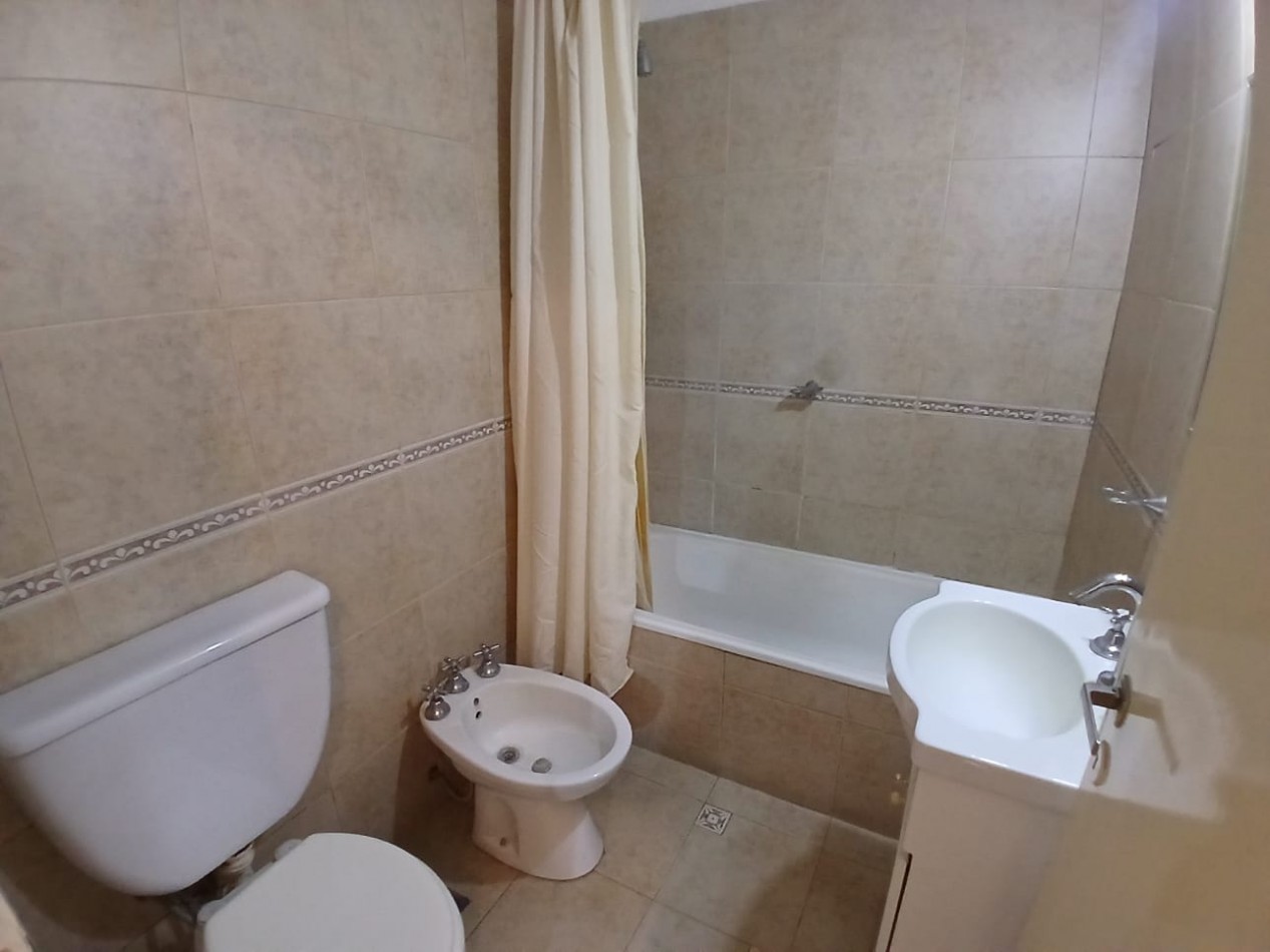VENTA DEPARTAMENTO 2 AMBIENTES, 14 DE JULIO Y AV. COLON APTO CREDITO