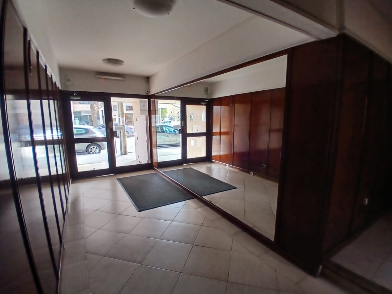 VENTA DEPARTAMENTO 2 AMBIENTES, 14 DE JULIO Y AV. COLON APTO CREDITO
