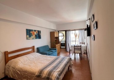 VENTA DEPARTAMENTO DE 1 AMBIENTE A CALLE CON BALCON, BROWN Y TUCUMAN.