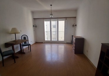 VENTA 1 AMBIENTE AMPLIO CON BALCON SALIENTE, DIAGONAL ALBERDI Y SAN LUIS