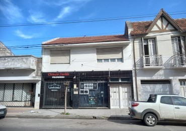 Propiedad en Block en Venta. Rivadavia y Dorrego.