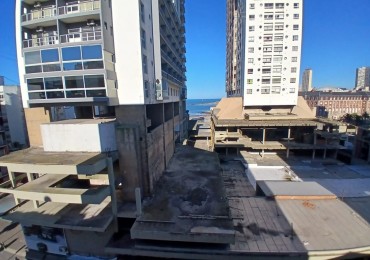 Venta Departamento de 2 ambientes con dependencia a la calle, con dependencia, Entre Rios 1700.